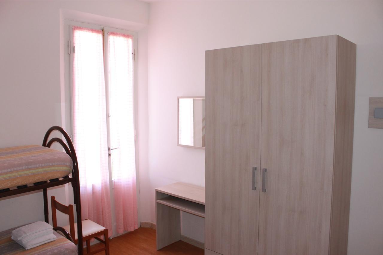 Hotel Susanna Rimini Quarto foto